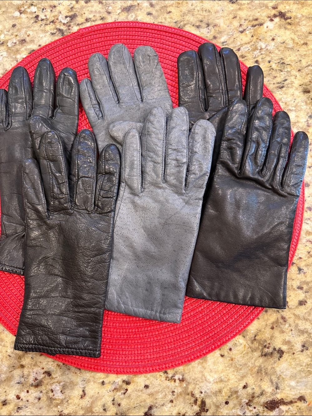 Women’s Leather Gloves - set of 3
